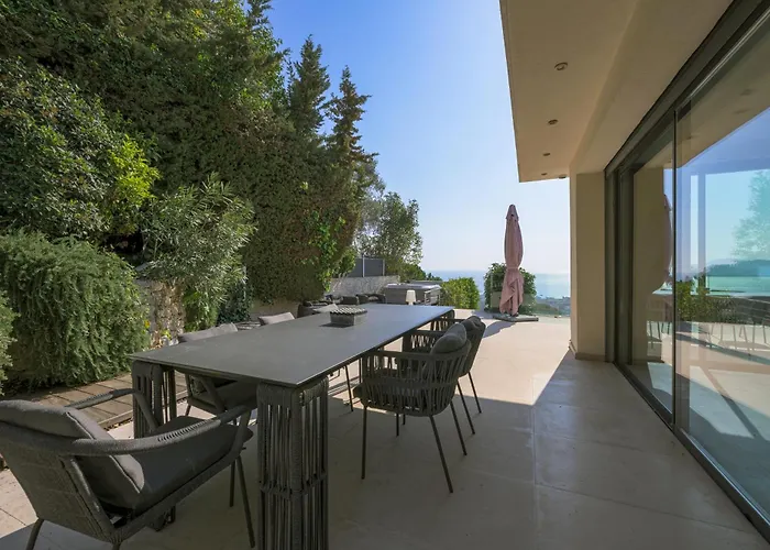 Sunset- Vue A Villa